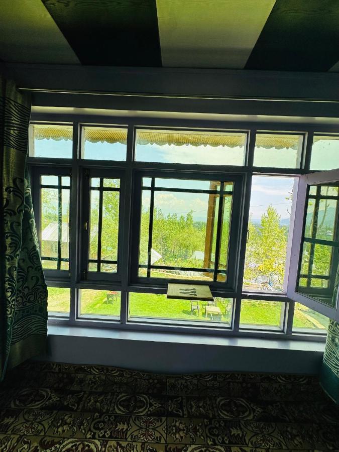Sheen Homestay グルマルグ エクステリア 写真